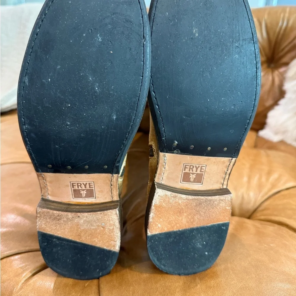 FRYE TAN LEATHER BOOTS CAN BE WORN HIGH OR FOLDED OVER EUC AND VINTAGE !